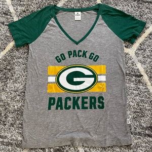 💰SOLD💰 Packers Victoria’s Secret Pink NFL Gear